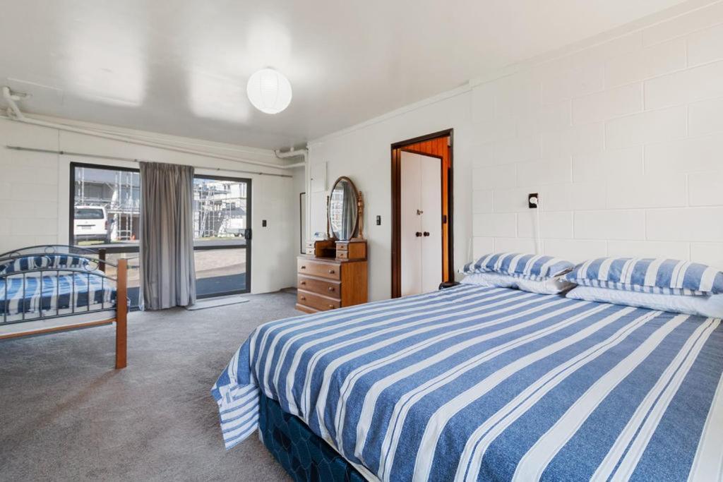Downtown Mountview - Mt Maunganui Holiday Home Mount Maunganui Exterior foto