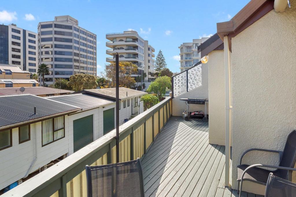 Downtown Mountview - Mt Maunganui Holiday Home Mount Maunganui Exterior foto